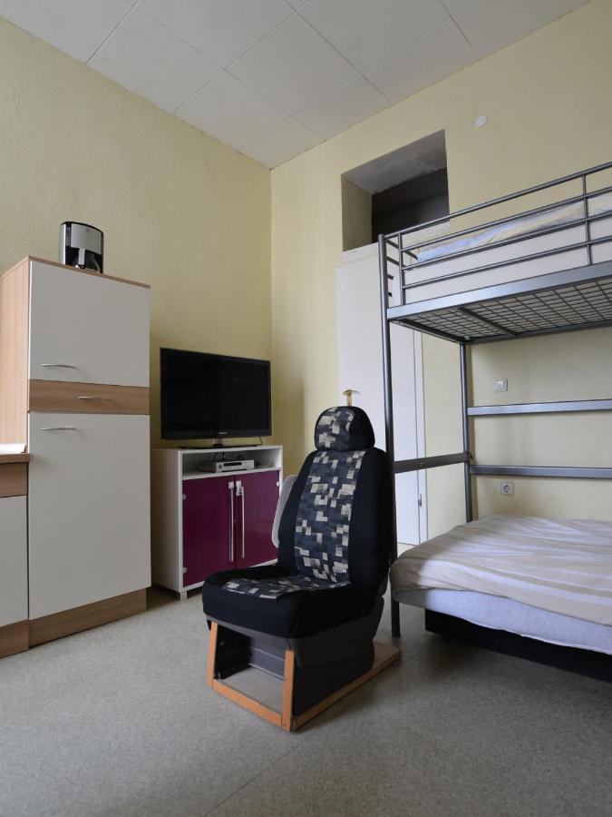 Ma-A2 Single Wohnung เครเฟลด์ ภายนอก รูปภาพ